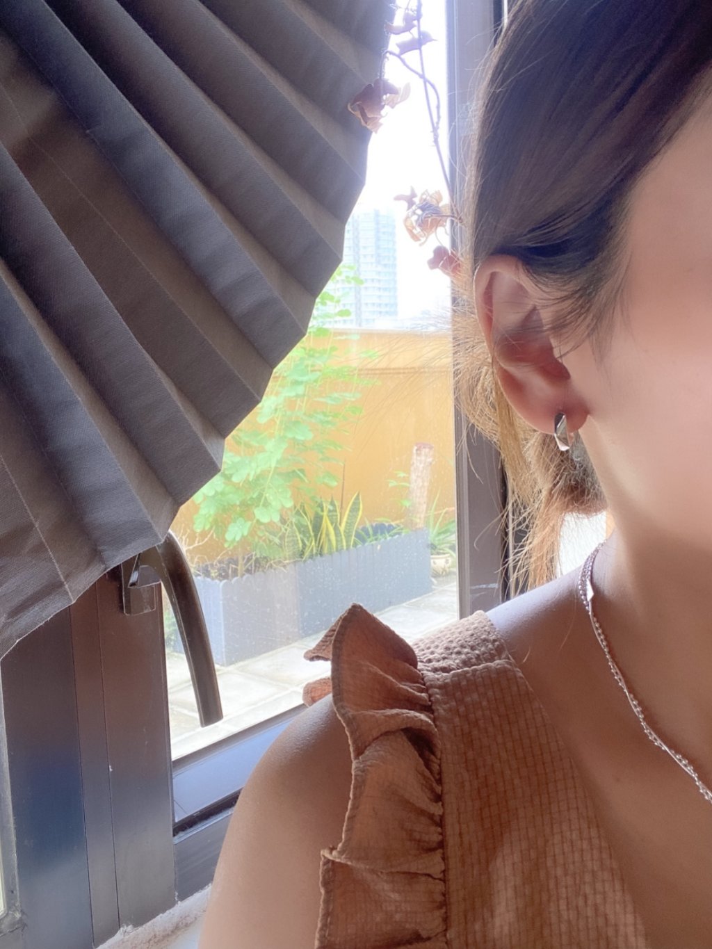 E1352 Square Cut Earrings
