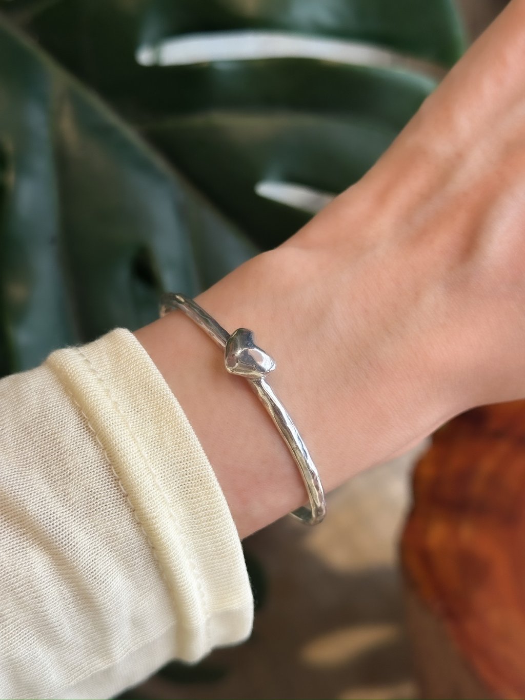 B1449 Handmade Heart Bracelet
