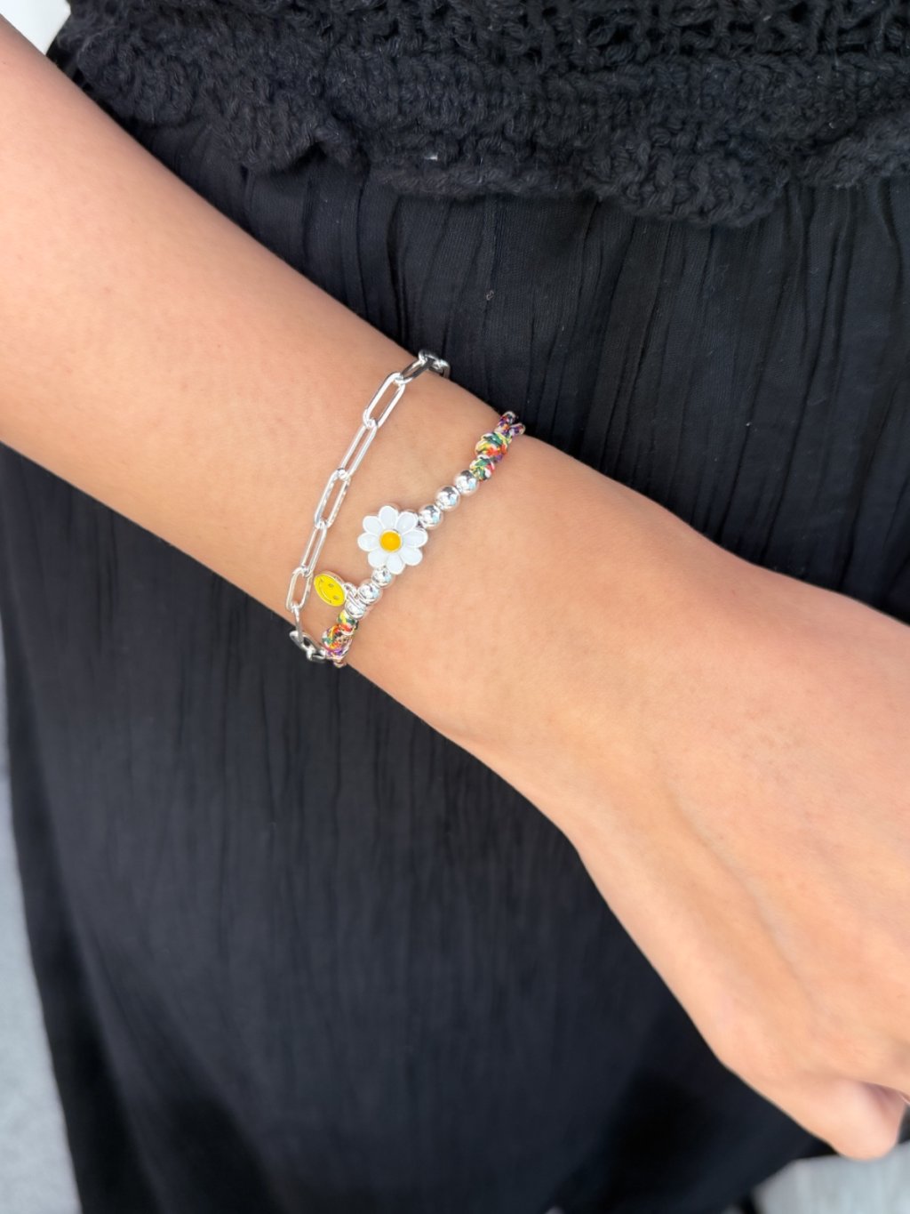 B1504 Chrysanthemum Smiley Colorful Cord Bracelet