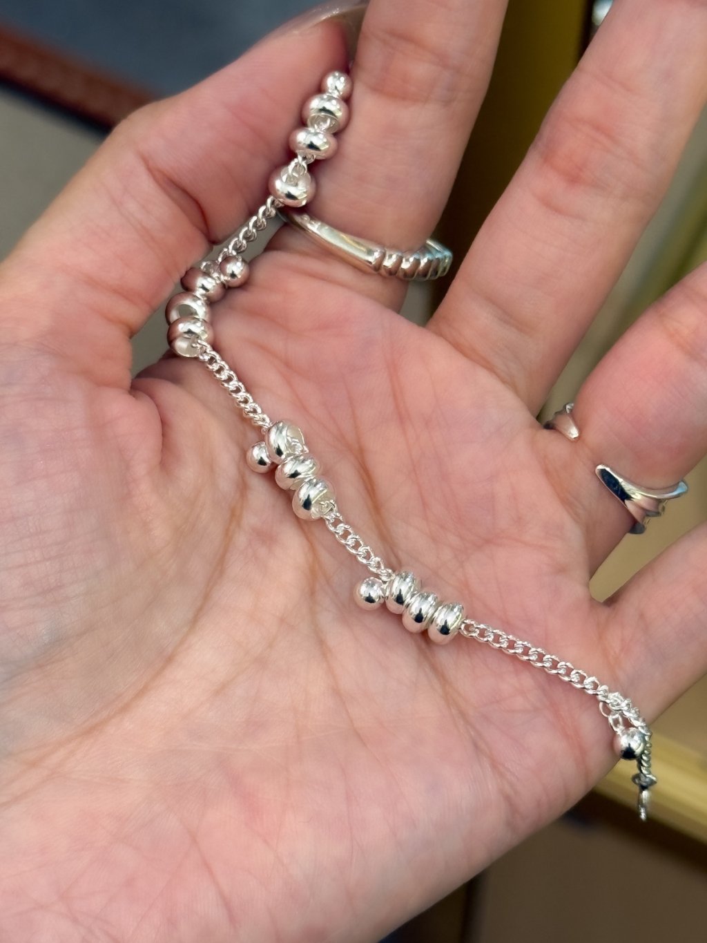 B1516 Bubble Ring Bracelet