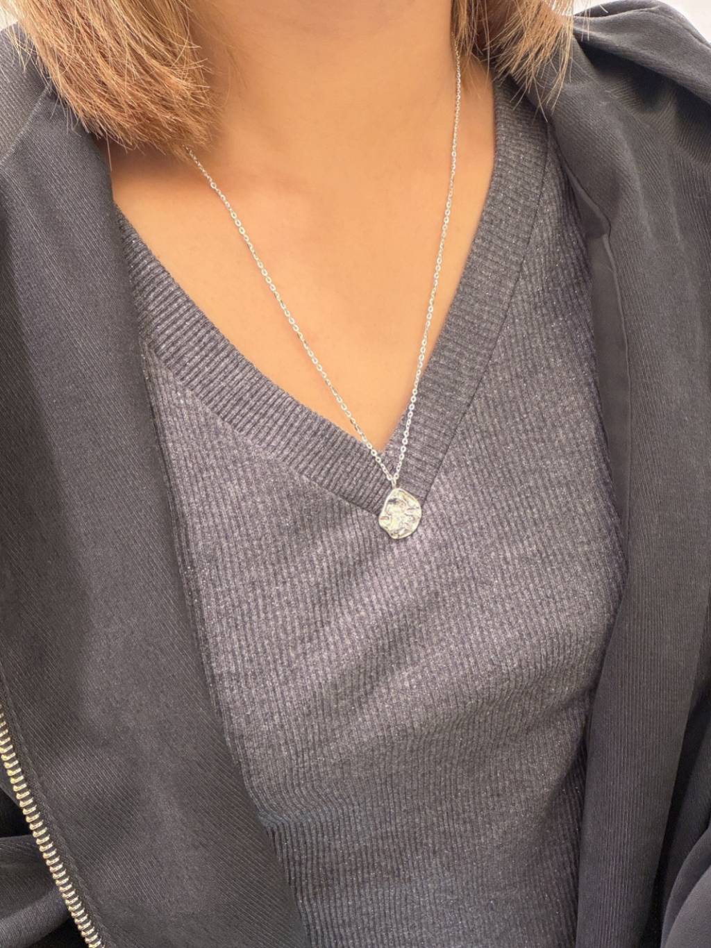 N1348 Irregular Oval Tag Necklace
