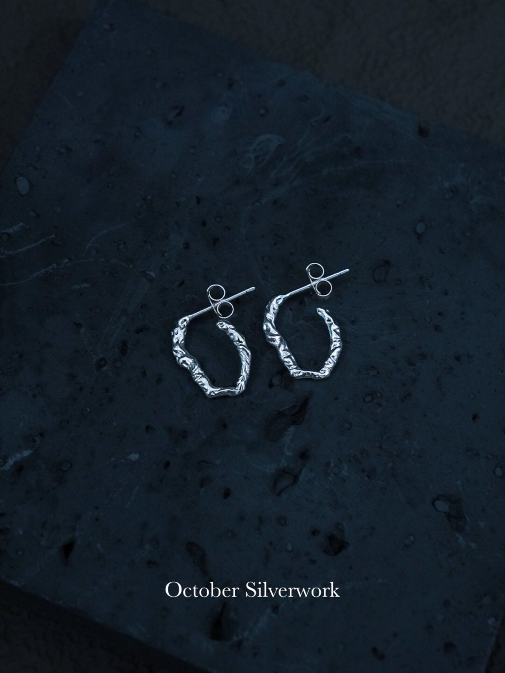 E1502 Rock Pattern Earrings