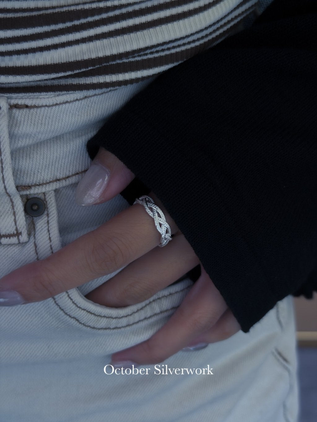 R1789 Textured Woven Ring