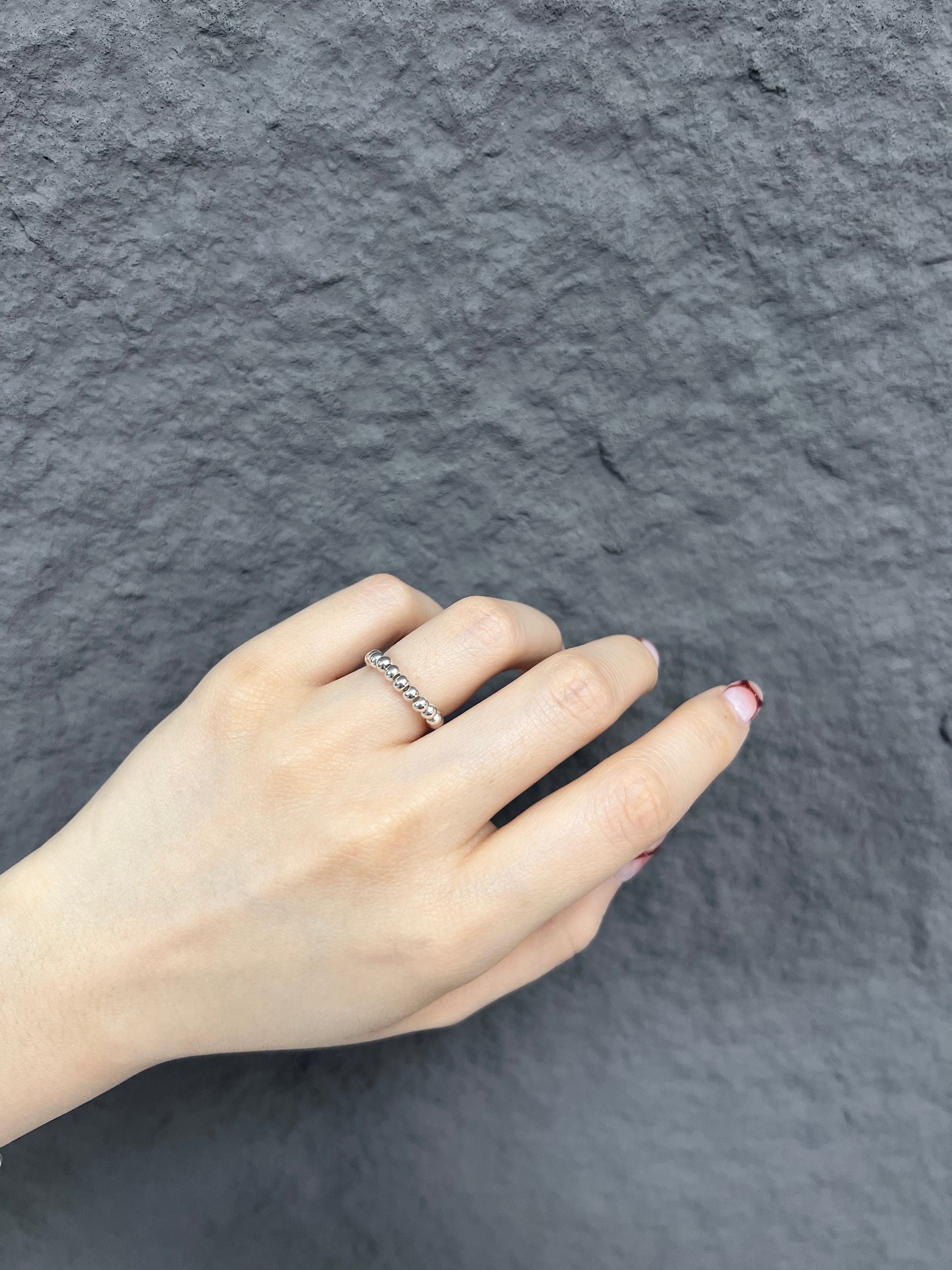 R1369 Geometric Lava-Patterned Inlay Polished Silver Bead Sterling Silver Ring