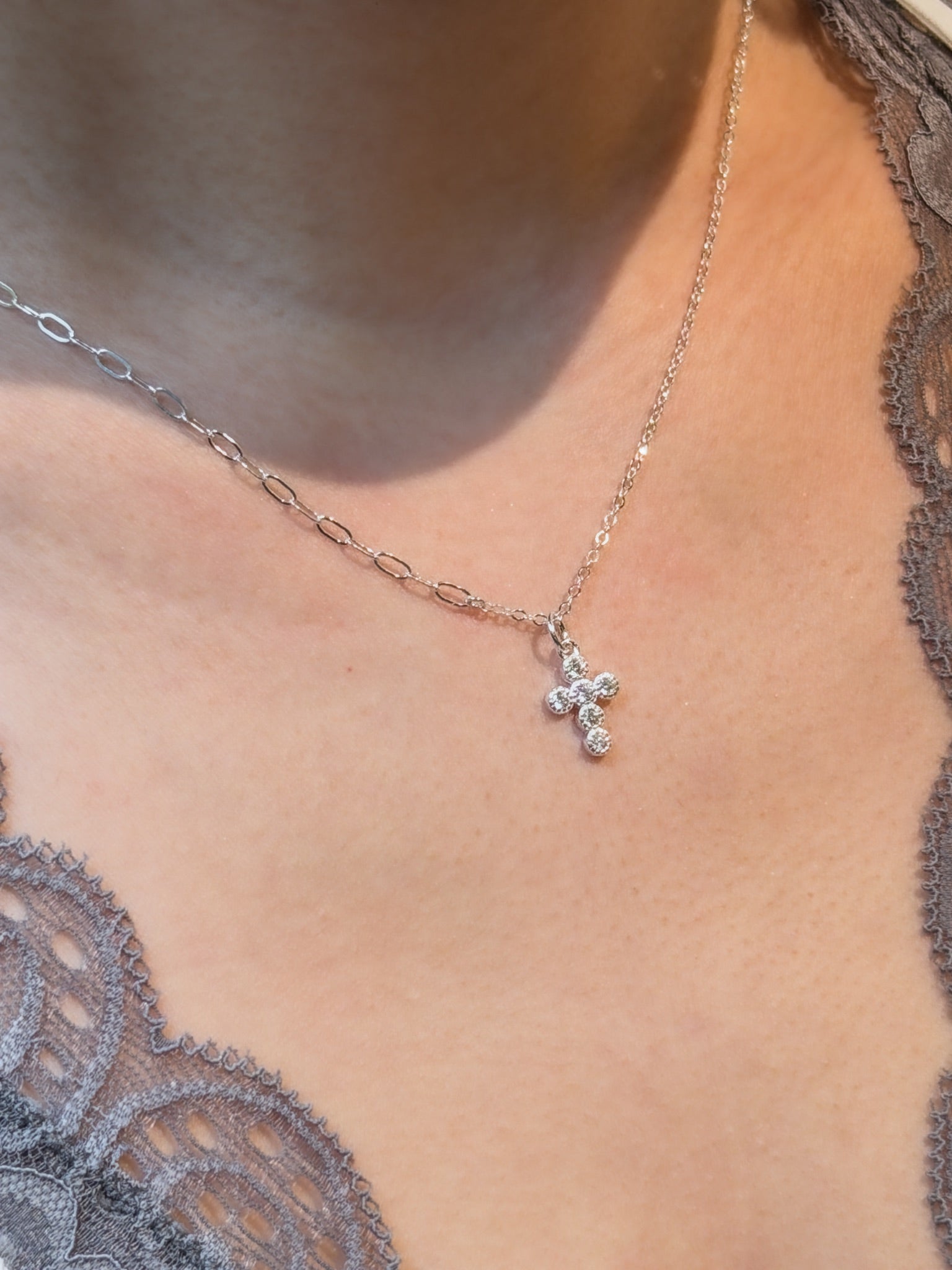 N1368 Zircon Cross Mandarin Duck Necklace