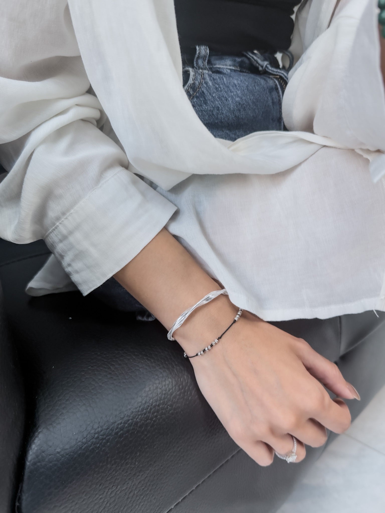 B1580 Wavy Semi-Rigid Bracelet