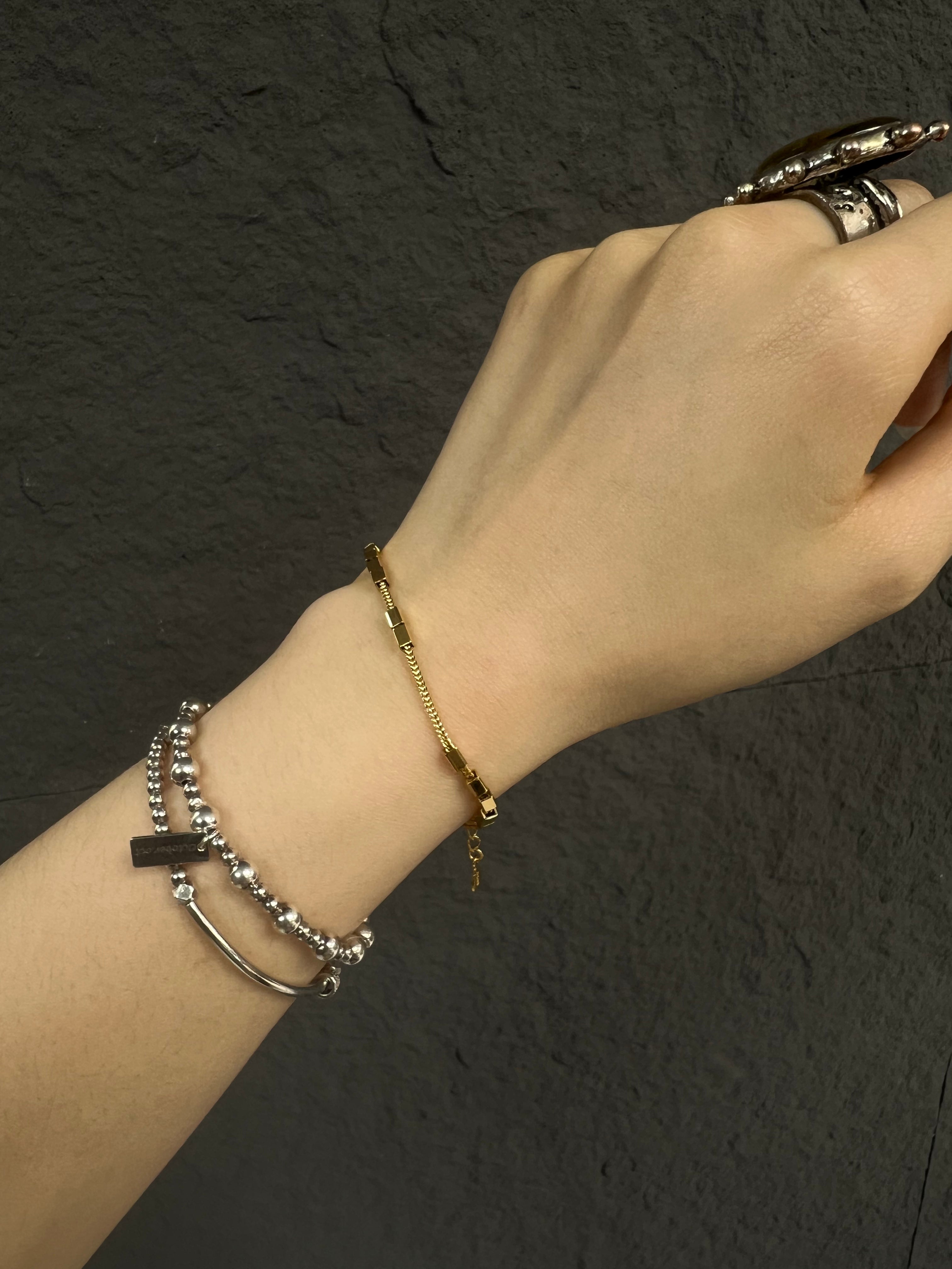 B1168 Geometric Cube Gold-Plated Sterling Silver Bracelet (Gold)
