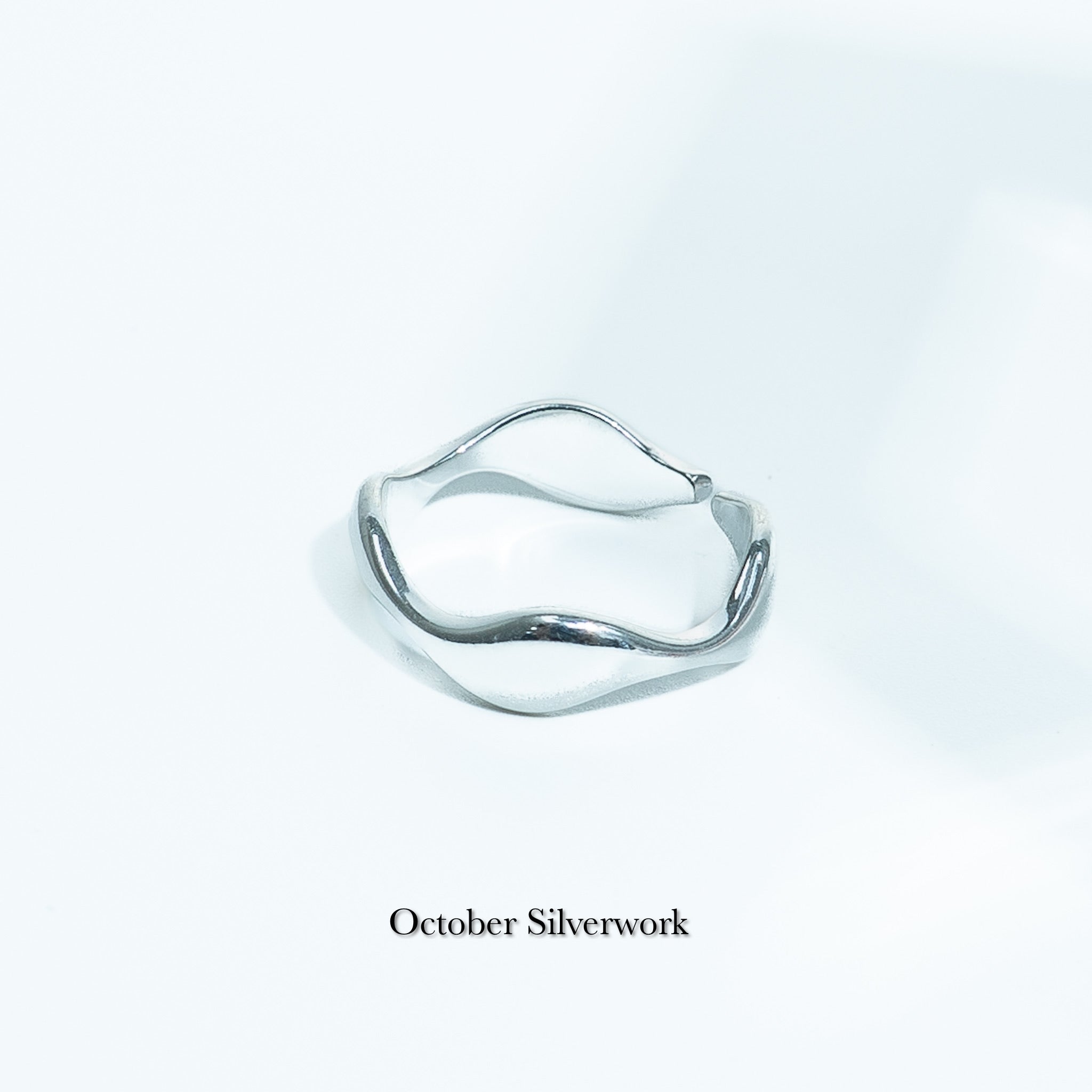 R1792 Wavy Tail Ring