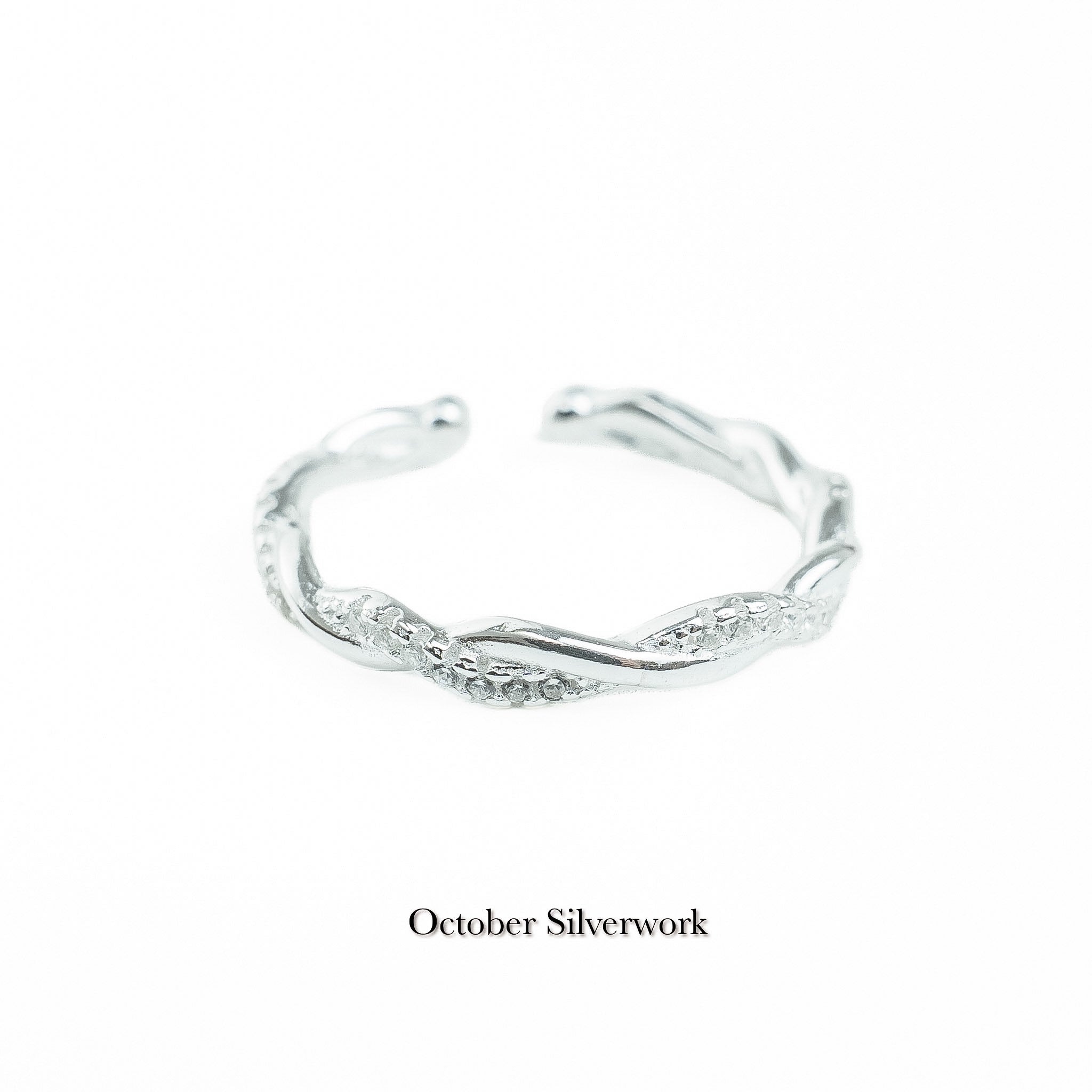 R1798 Zircon Twisted Ring