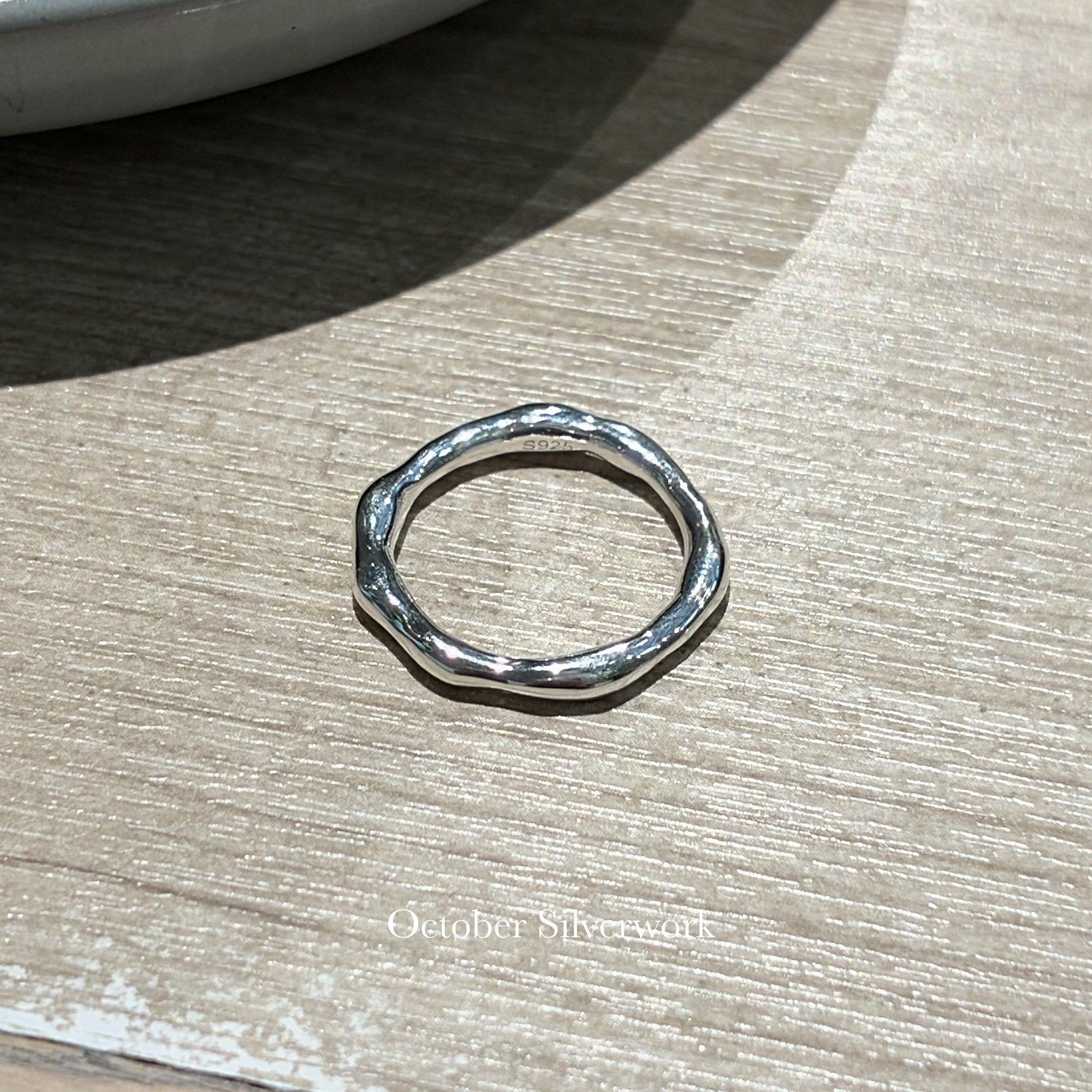 R1808 Irregular Rounded Baby Ring