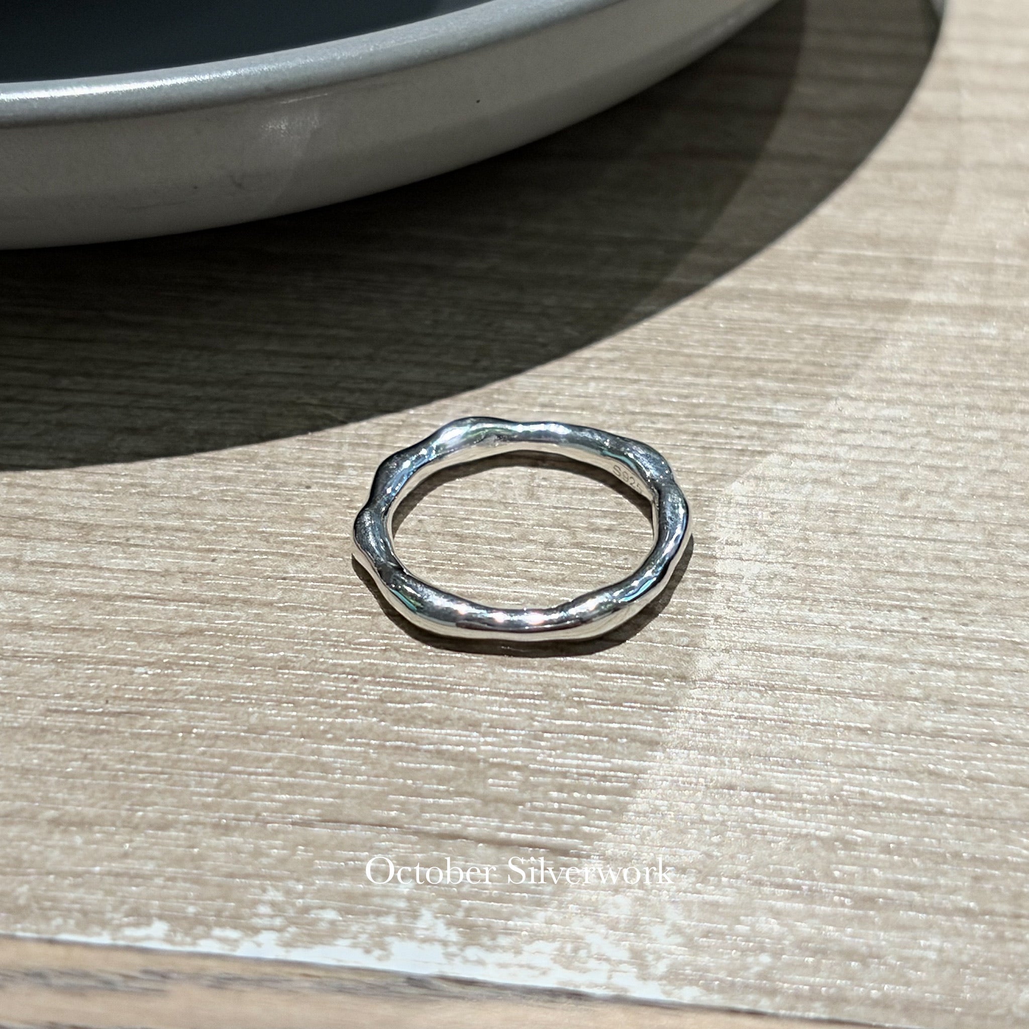 R1808 Irregular Rounded Baby Ring