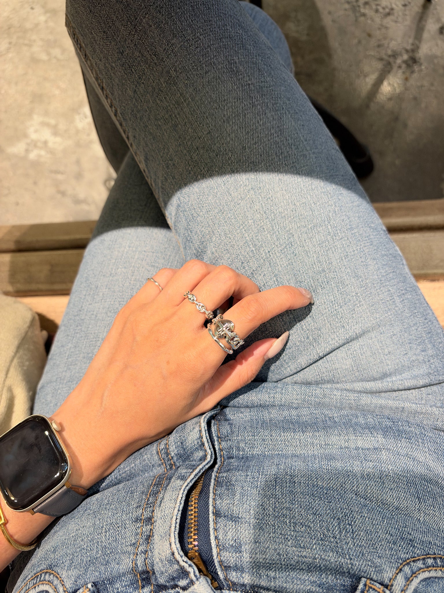 R1808 Irregular Rounded Baby Ring