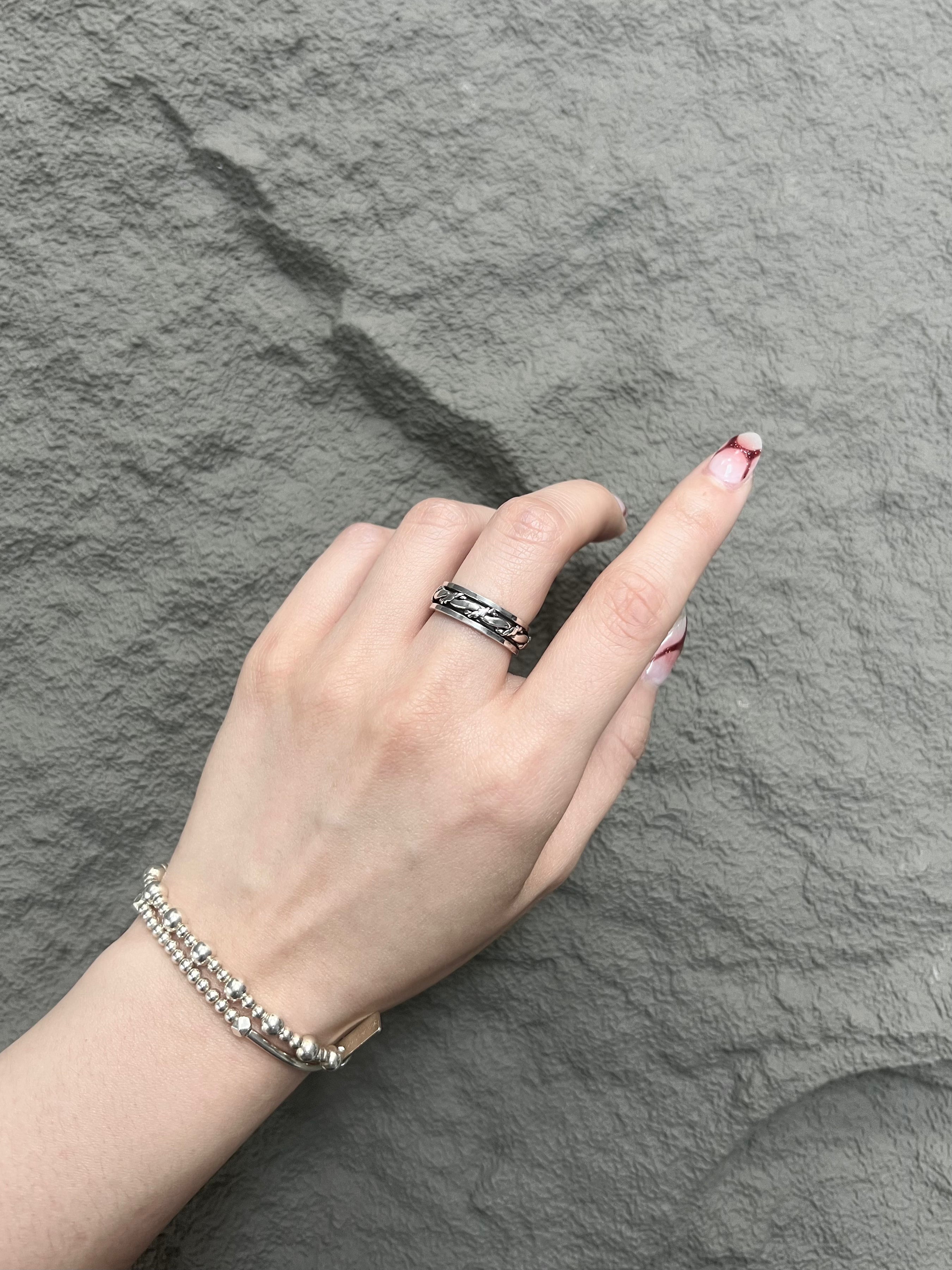 R1528 Wide Band Double Track Intricately Carved Distressed Oxidized Sterling Silver Ring