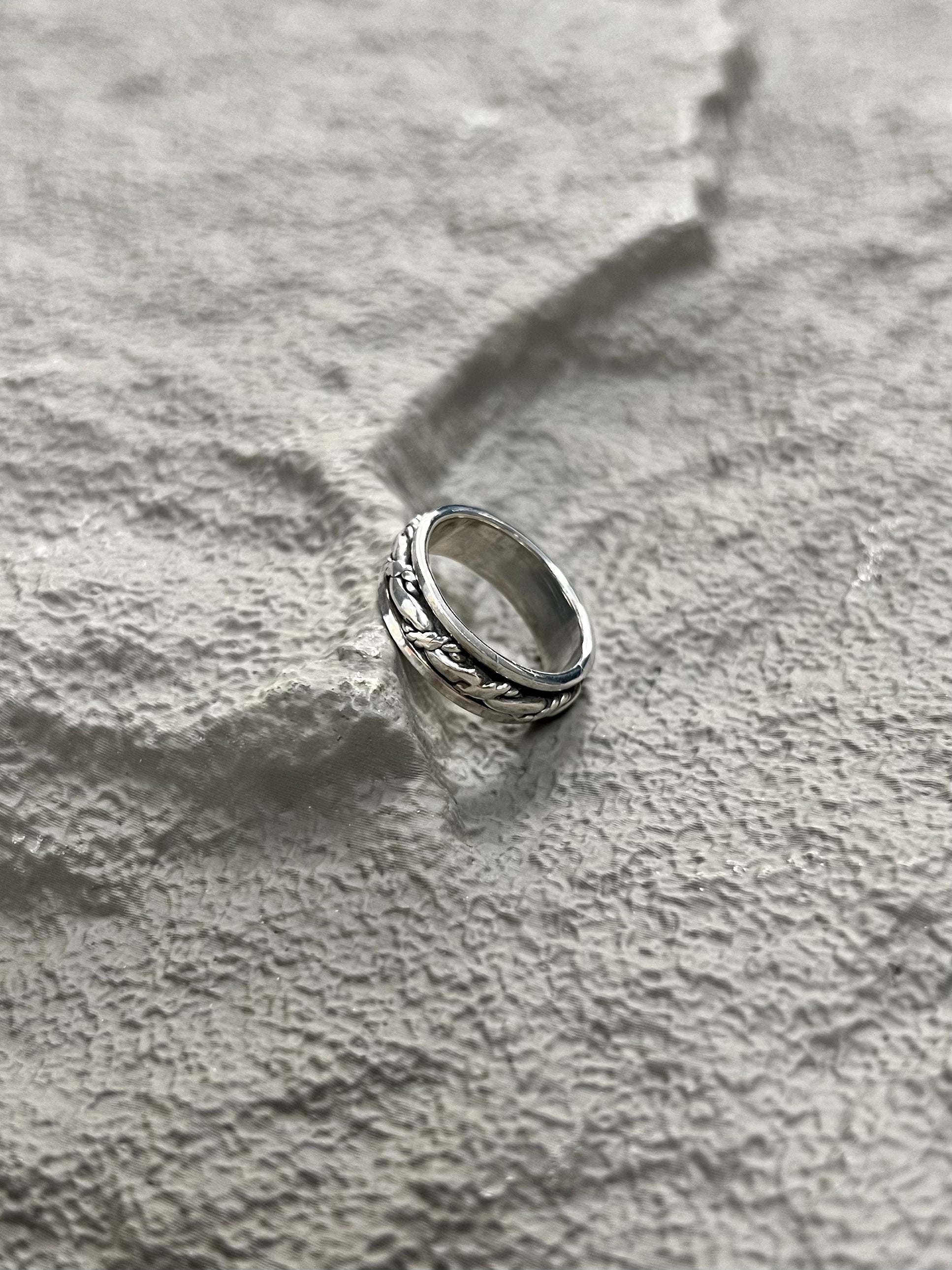 R1528 Wide Band Double Track Intricately Carved Distressed Oxidized Sterling Silver Ring